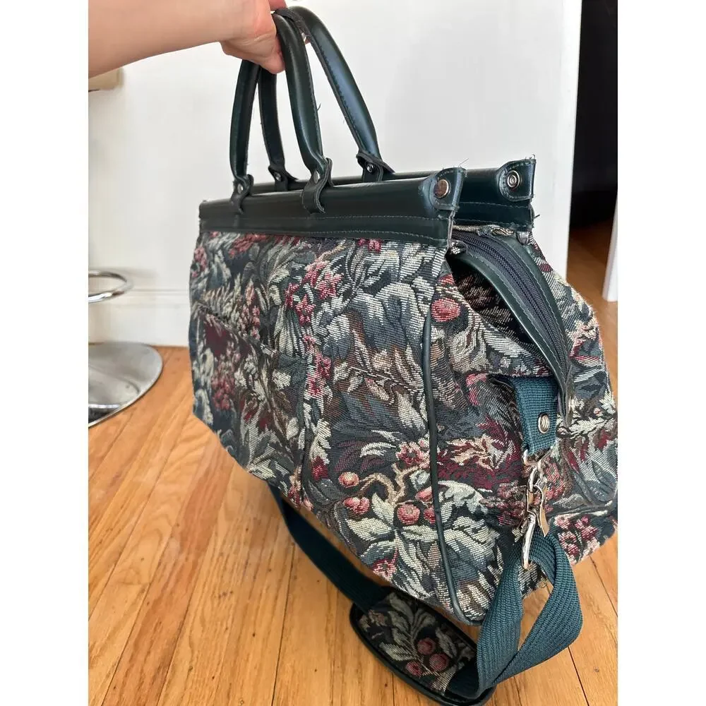 Atlantic Vintage Floral Tapestry Rolling Garment Bag Carry Suiter Travel Luggage